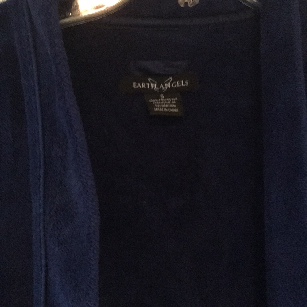 Ladies Short Robe - Picture 2 of 2